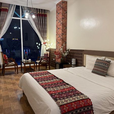 Ta Lan Than Anh Hong Hotel מראה חיצוני תמונה
