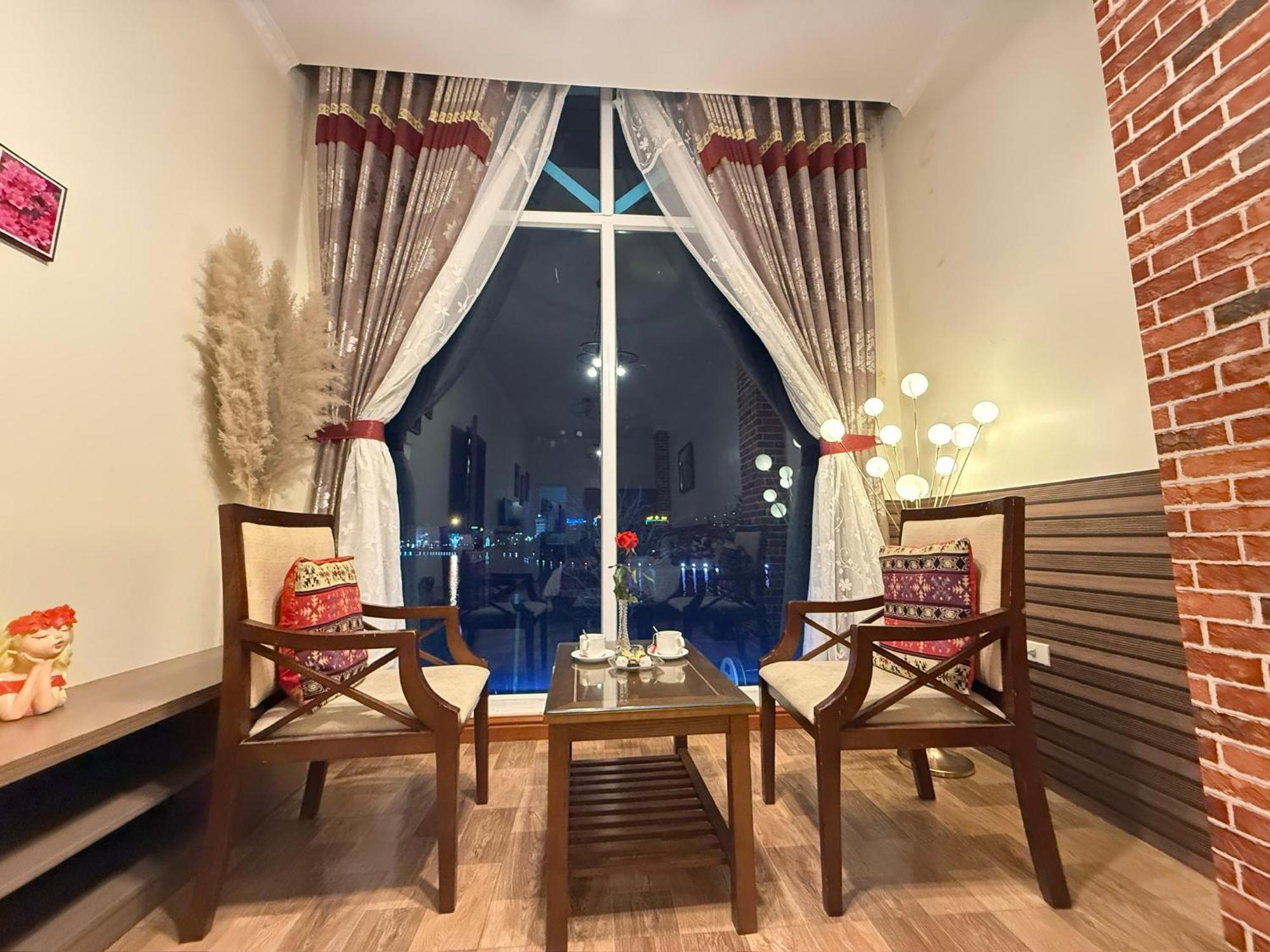 Ta Lan Than Anh Hong Hotel מראה חיצוני תמונה